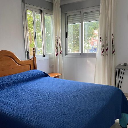 Hostal Mediterraneo Torre Del Mar Bagian luar foto