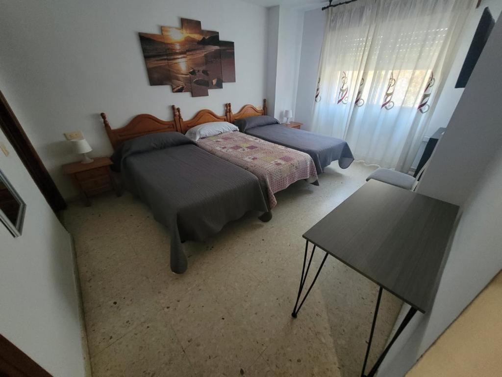 Hostal Mediterraneo Torre Del Mar Bagian luar foto