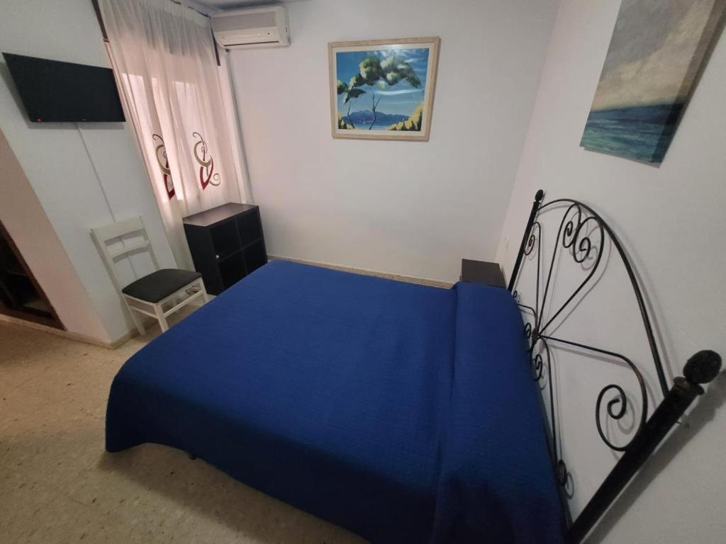 Hostal Mediterraneo Torre Del Mar Bagian luar foto