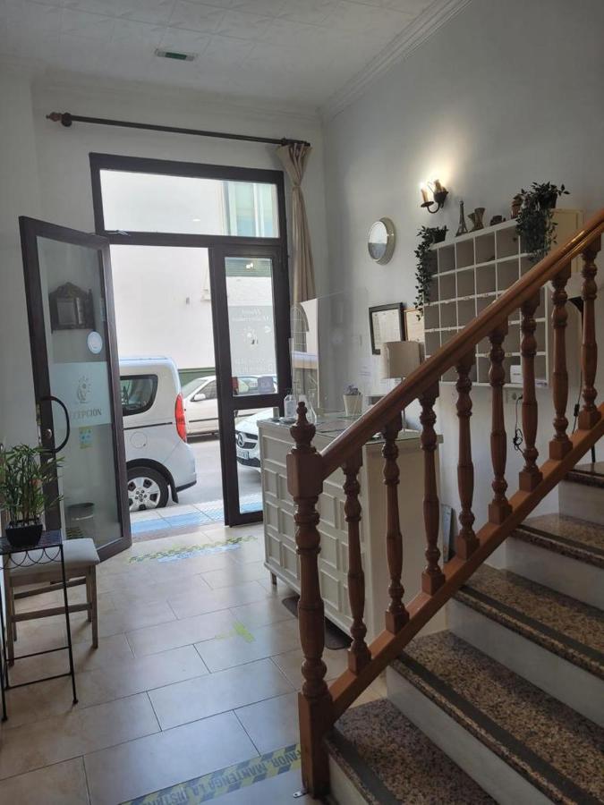 Hostal Mediterraneo Torre Del Mar Bagian luar foto