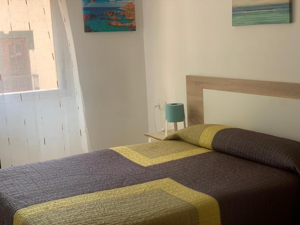 Hostal Mediterraneo Torre Del Mar Bagian luar foto