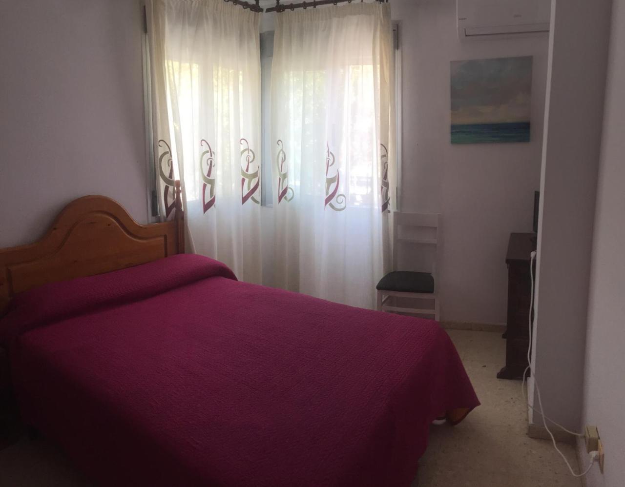 Hostal Mediterraneo Torre Del Mar Bagian luar foto